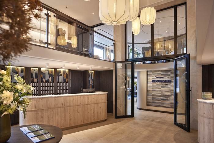 Viva Cruises Viva Two - Reception 3.jpg